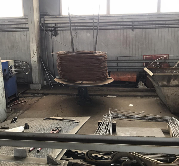 Вымотка арматуры из бухт